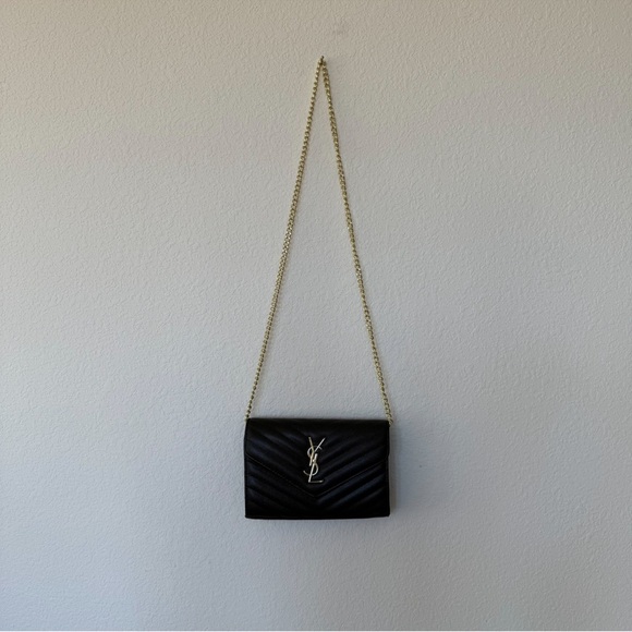Black Quilted Gold Chain Bag - Picture 4 of 8